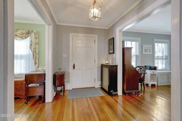 Home Office, Interior, Pendant Lights, Wood Texture Flooring