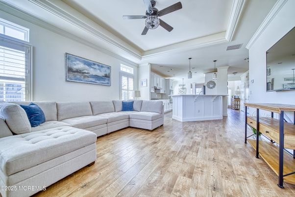 Interior, Kitchen, Living room, Pendant Lights, Wood Texture Flooring