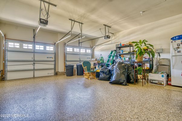 Garage, Interior