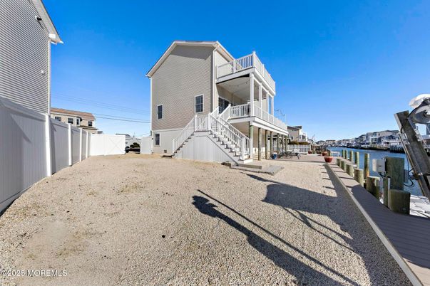 Backyard, Exterior, Lake, Water
