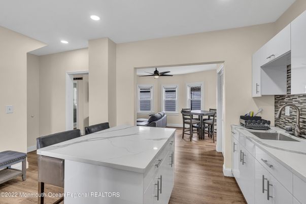Dining room, Interior, Kitchen, Recessed Lighting, Wood Texture Flooring