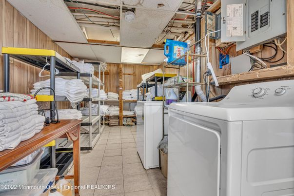 Interior, Washer