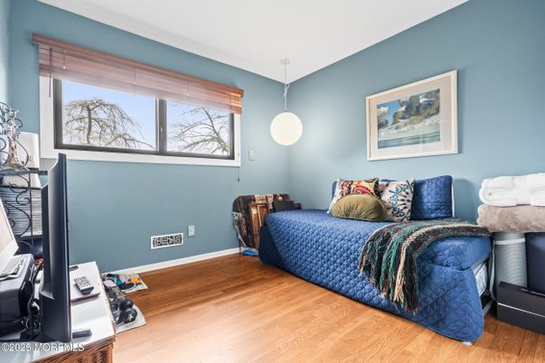 Bedroom, Interior, Pendant Lights, Wood Texture Flooring