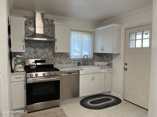 Interior, Kitchen, Stainless Steel Appliances
