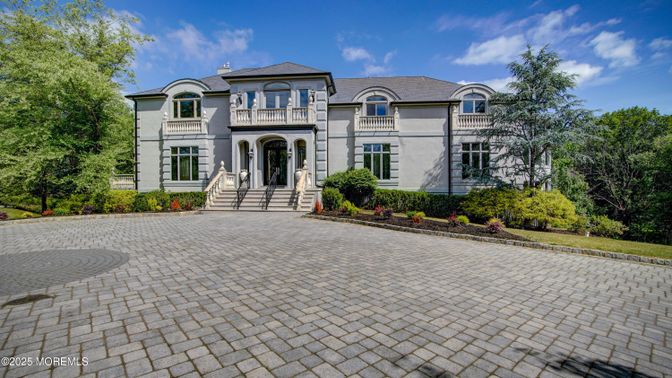 Exterior, Facade, French Provincial