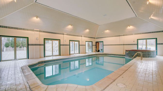 Interior, Pool, Recessed Lighting