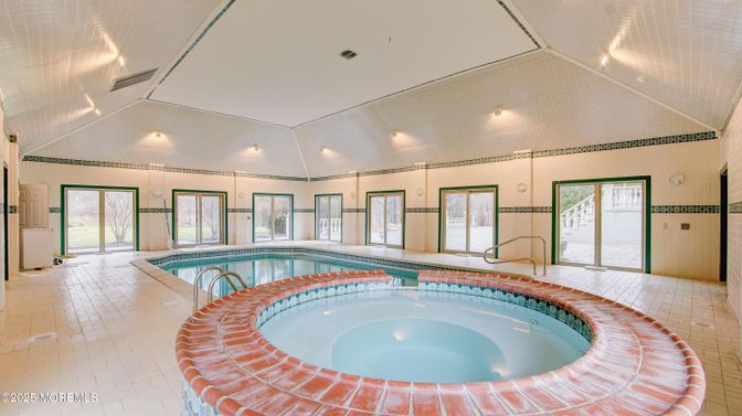Interior, Pool, Recessed Lighting