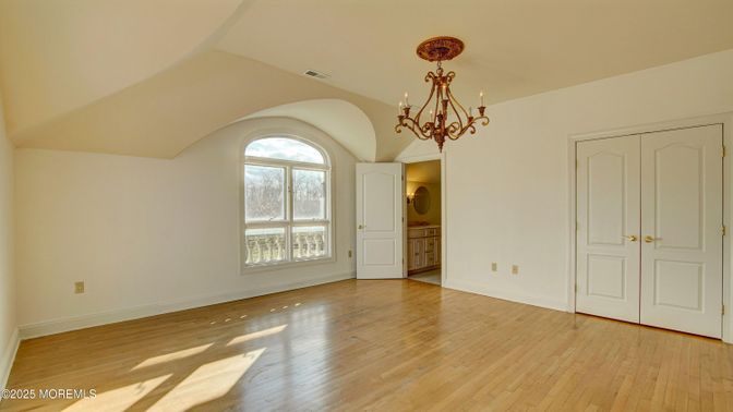 Chandelier, Empty room, Interior, Wood Texture Flooring