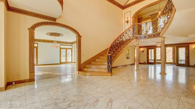 Chandelier, Interior, Marble