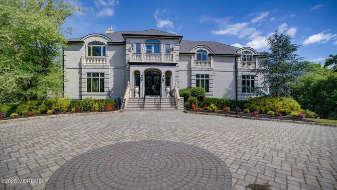 Exterior, Facade, French Provincial