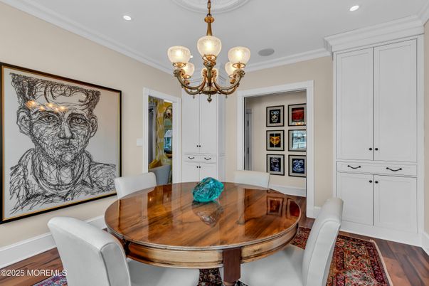 Chandelier, Dining room, Interior, Recessed Lighting, Wood Texture Flooring