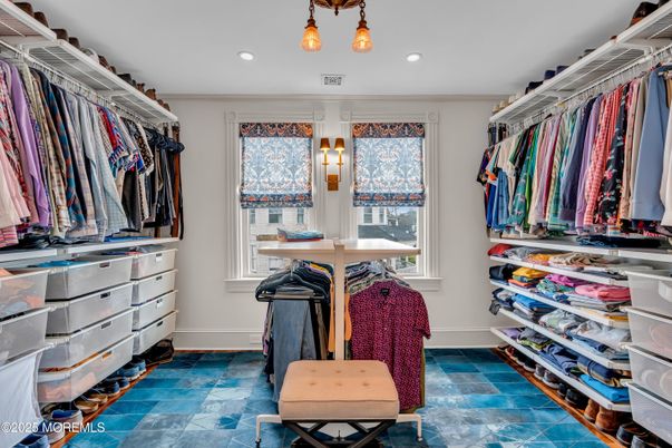 Interior, Recessed Lighting, Walk-in Closets