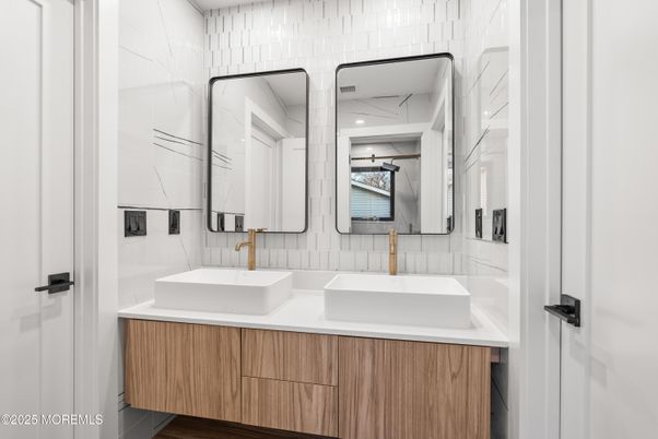 Bathroom, Dual Sink Vanities, Interior, Marble Walls