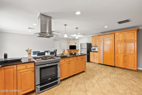 Interior, Kitchen, Pendant Lights, Recessed Lighting, Stainless Steel Appliances
