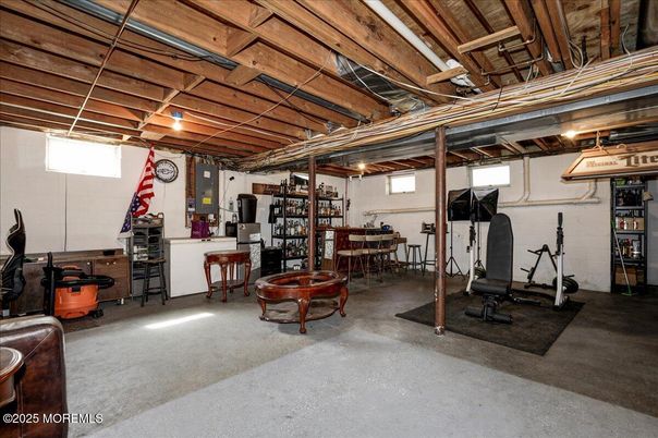 Fitness Equipment, Interior, Wooden Beams