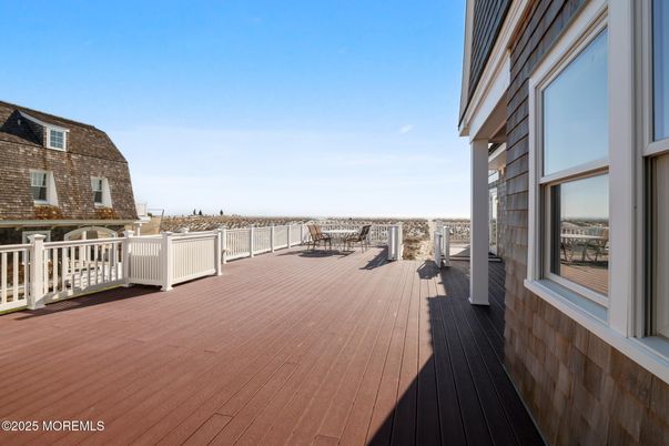 Exterior, Wood Texture Flooring