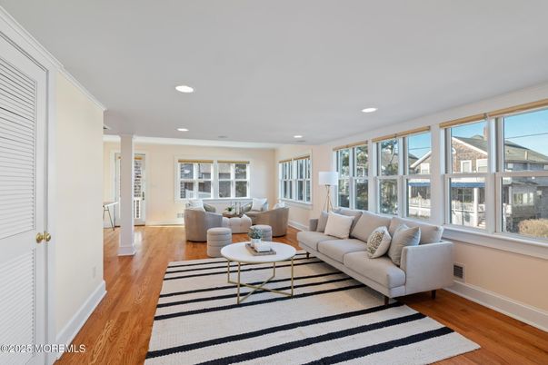 Dining room, Interior, Living room, Recessed Lighting, Wood Texture Flooring