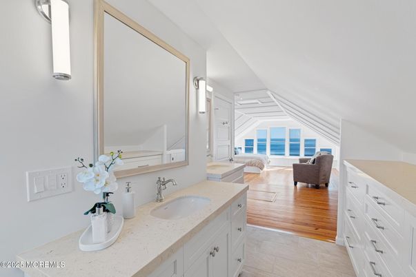 Bathroom, Dual Sink Vanities, Interior, Wood Texture Flooring
