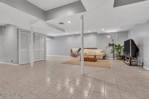 Interior, Recessed Lighting