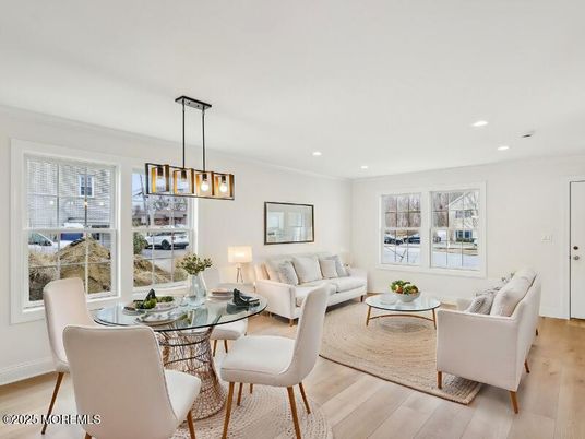 Dining room, Interior, Living room, Pendant Lights, Recessed Lighting, Wood Texture Flooring