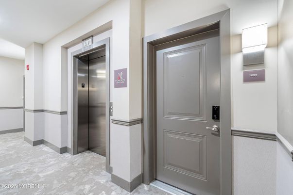 Elevator, Interior