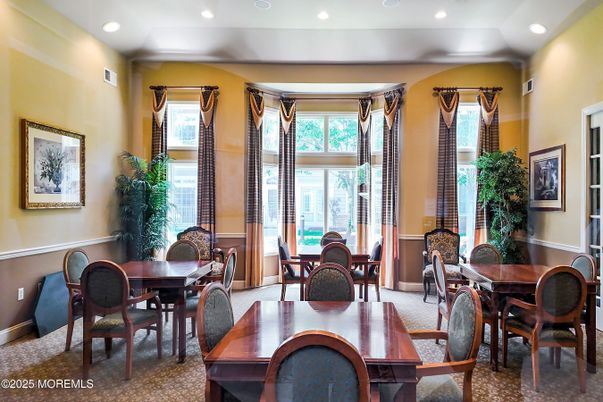 Dining room, Interior, Recessed Lighting