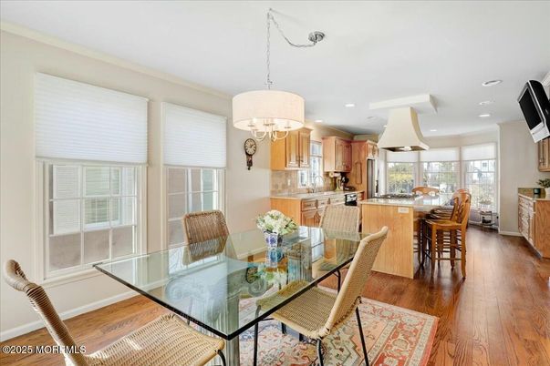 Chandelier, Dining room, Interior, Kitchen, Recessed Lighting, Wood Texture Flooring