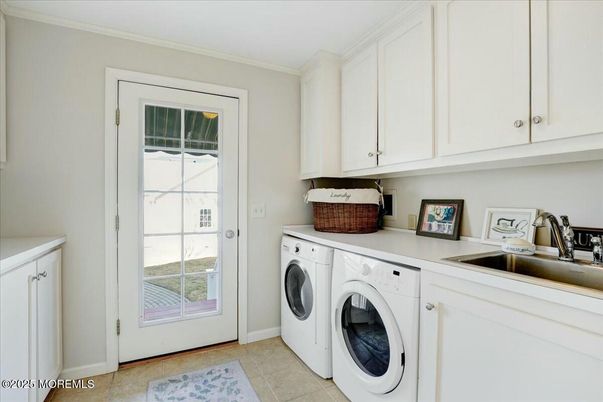 Interior, Washer