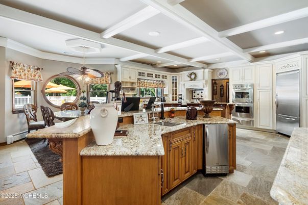 Dining room, Interior, Kitchen, Recessed Lighting, Stainless Steel Appliances