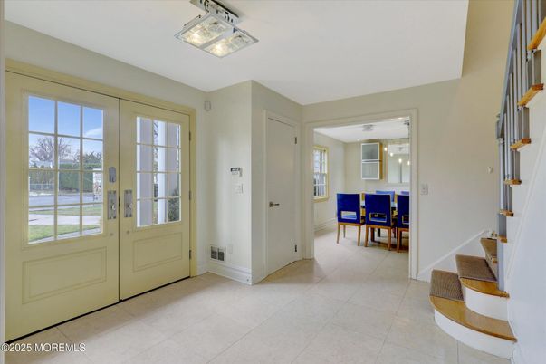 Dining room, Interior