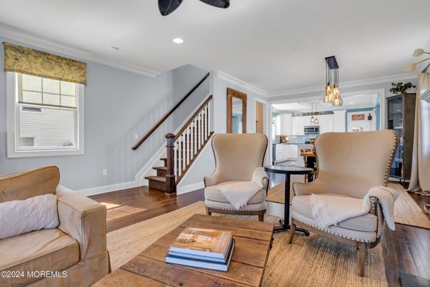 Interior, Kitchen, Living room, Pendant Lights, Recessed Lighting, Stainless Steel Appliances, Wood Texture Flooring