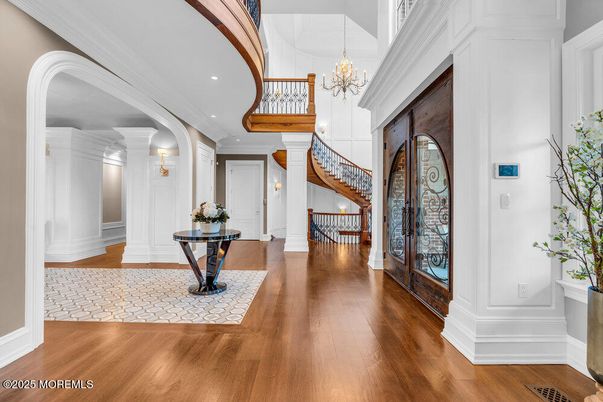 Chandelier, Interior, Recessed Lighting, Wood Texture Flooring