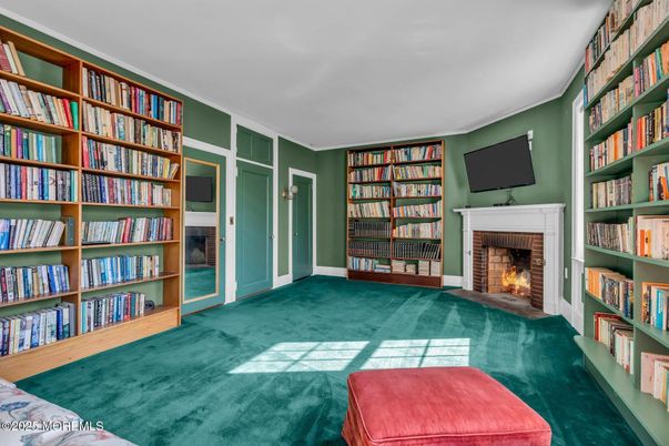 Empty room, Fireplace, Interior
