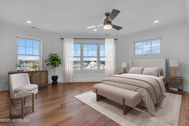 Bedroom, Interior, Recessed Lighting, Water, Wood Texture Flooring