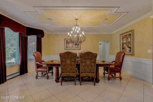 Chandelier, Dining room, Interior