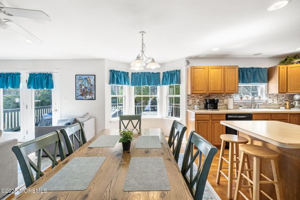 Chandelier, Dining room, Interior, Kitchen, Recessed Lighting, Wood Texture Flooring