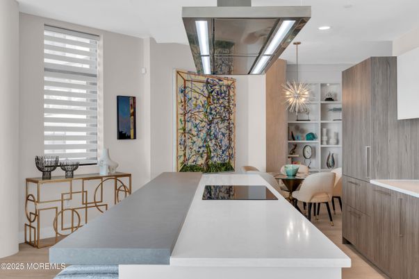 Dining room, Interior, Pendant Lights, Recessed Lighting