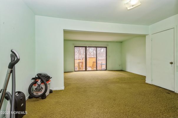 Empty room, Fitness Equipment, Interior