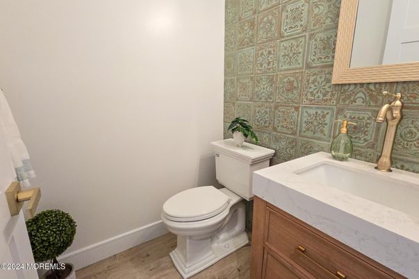 Bathroom, Interior, Wood Texture Flooring