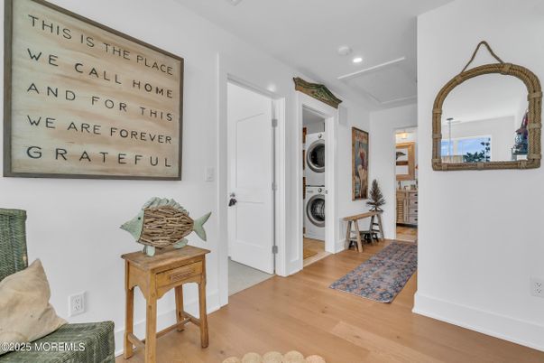 Interior, Recessed Lighting, Utility Closets, Washer, Wood Texture Flooring