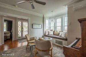 Chandelier, Dining room, Interior, Living room, Wood Texture Flooring