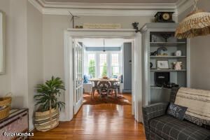 Dining room, Interior, Wood Texture Flooring
