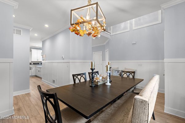 Chandelier, Dining room, Interior, Recessed Lighting, Wood Texture Flooring