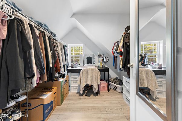 Interior, Walk-in Closets, Wood Texture Flooring