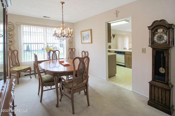 Chandelier, Dining room, Interior
