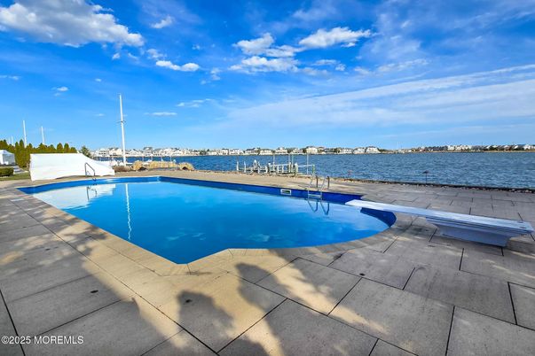 Exterior, Pool, Water