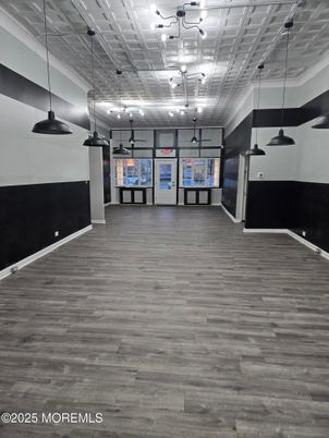 Empty room, Interior, Pendant Lights, Wood Texture Flooring
