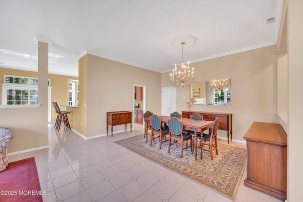 Chandelier, Dining room, Interior