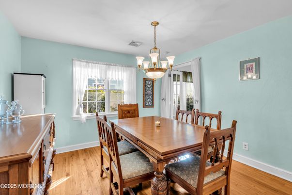 Chandelier, Dining room, Interior, Wood Texture Flooring