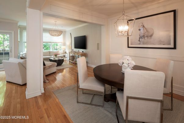 Chandelier, Dining room, Interior, Living room, Pendant Lights, Wood Texture Flooring